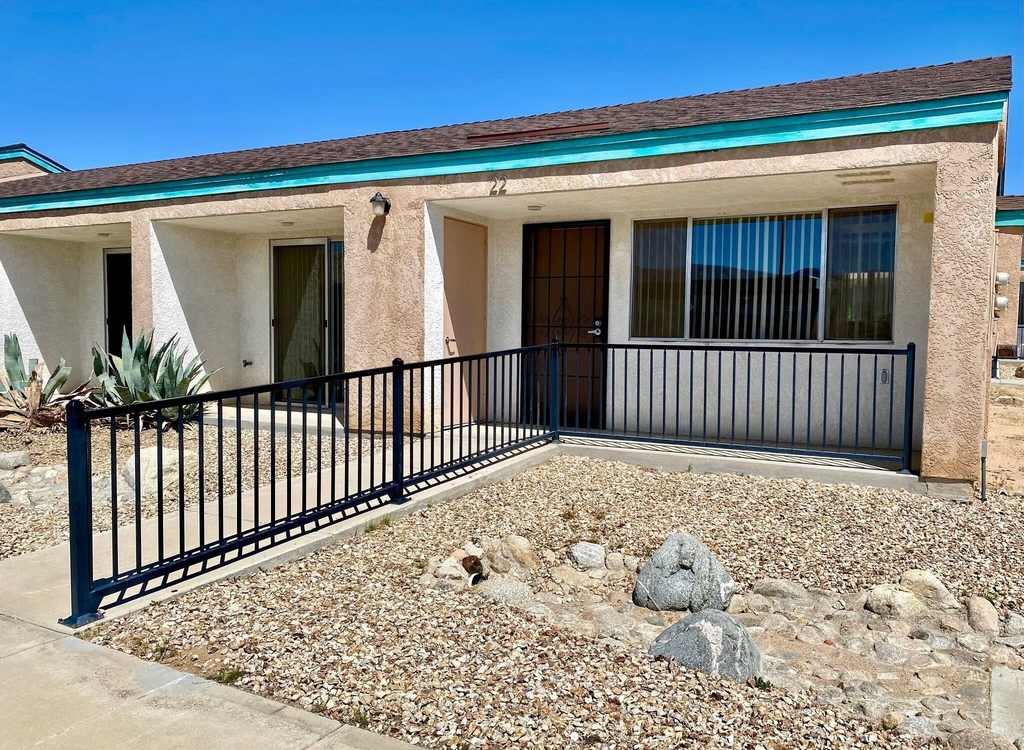 6036 Sunset Road - Photo 3