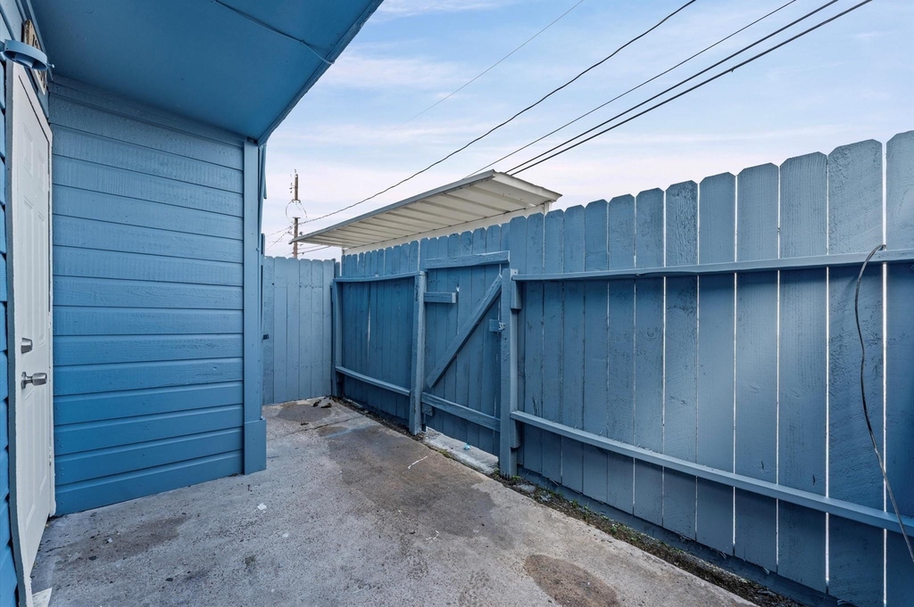 12206 Ormandy Street - Photo 25