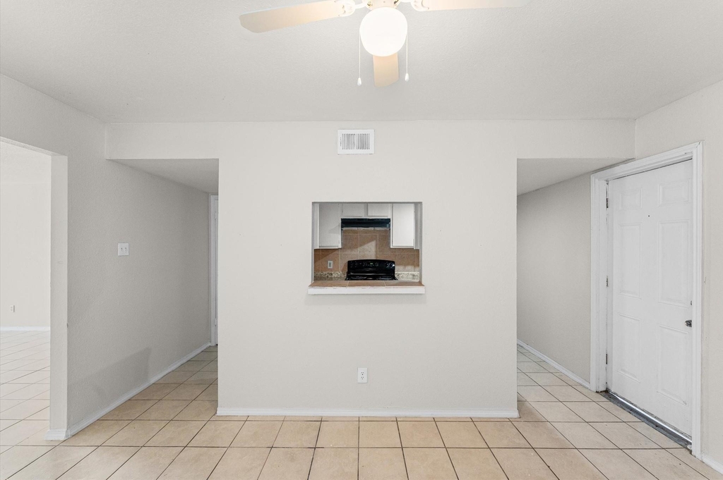 12206 Ormandy Street - Photo 8