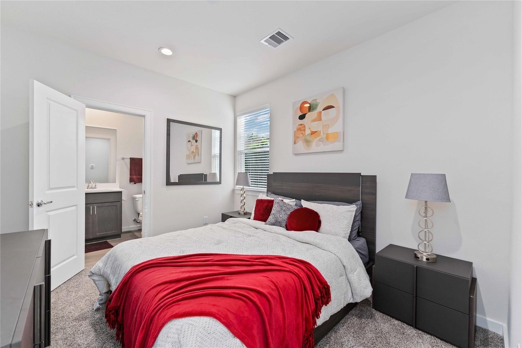 1013 Erin Street - Photo 12