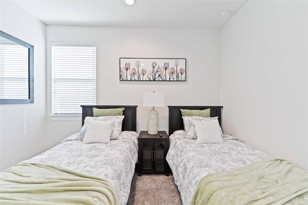 1013 Erin Street - Photo 16