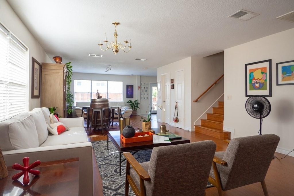 19718 Bluff Canyon Way - Photo 7
