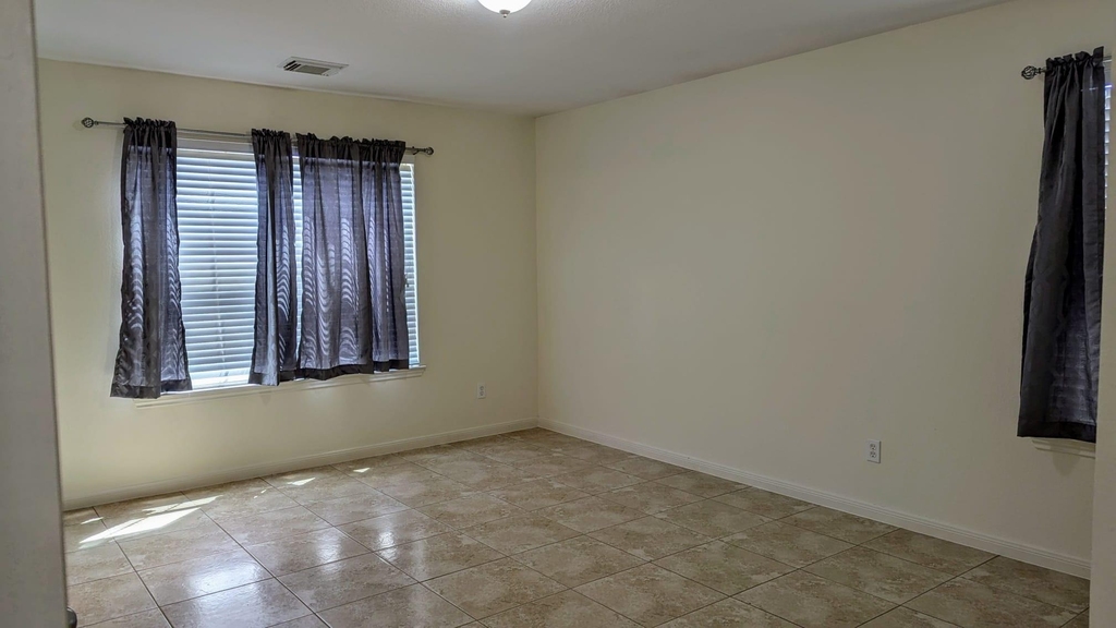 16310 Cole Bridge Lane - Photo 13