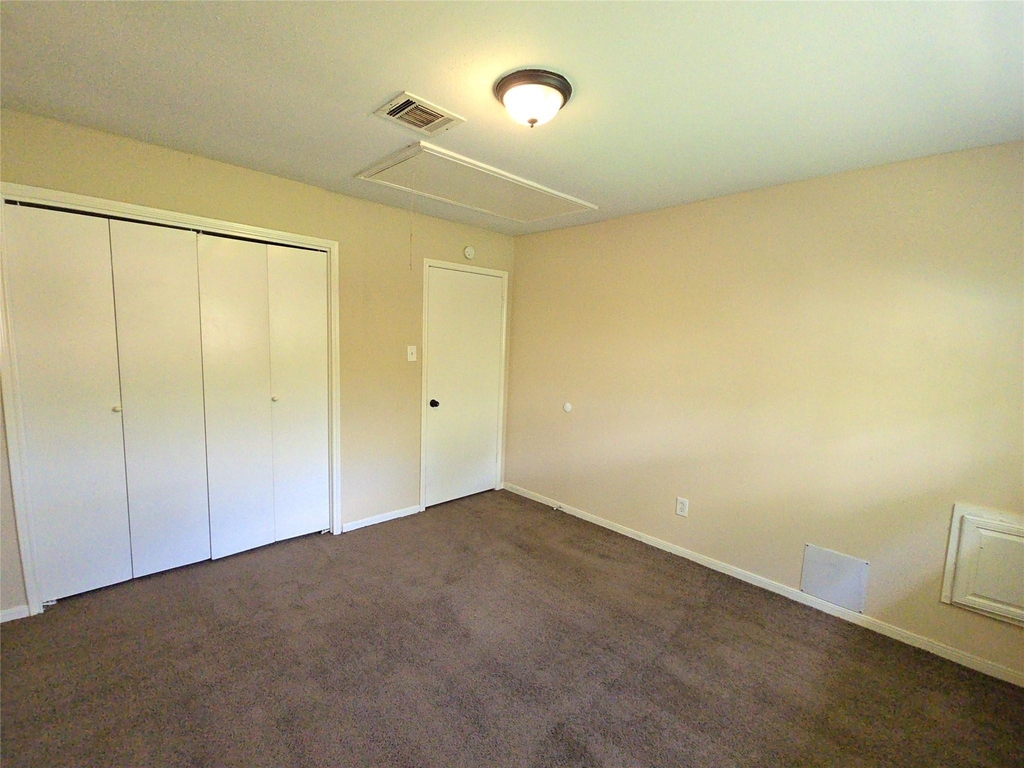 4718 Reynaldo Drive - Photo 13