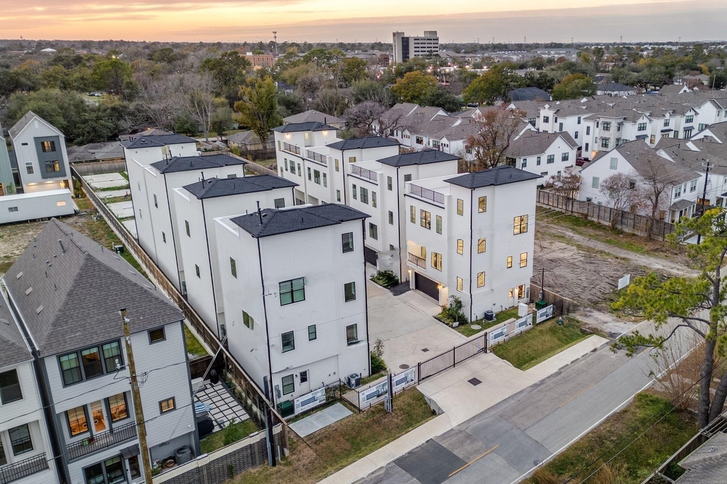 8707 Ojeman Villas Drive - Photo 47