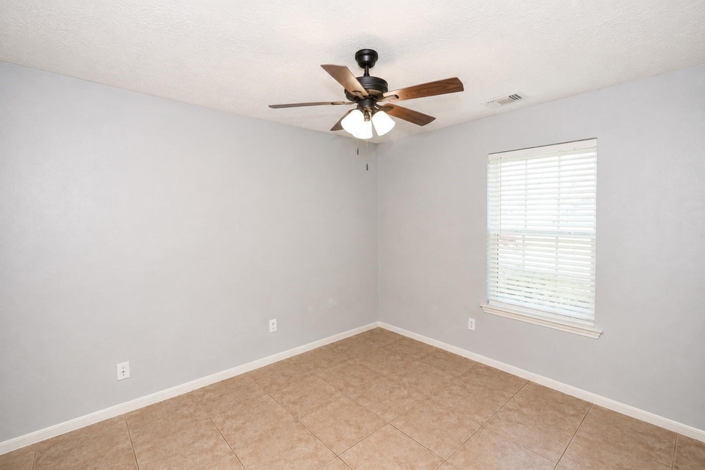 7126 Buchanan Drive - Photo 13