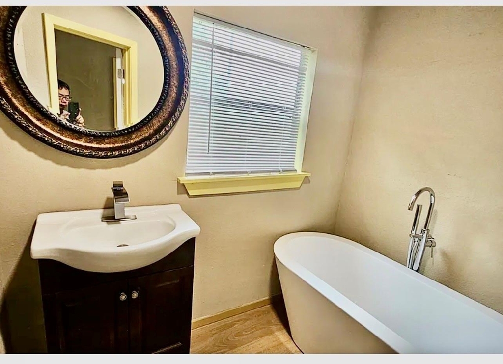 3026 Airport Boulevard - Photo 3