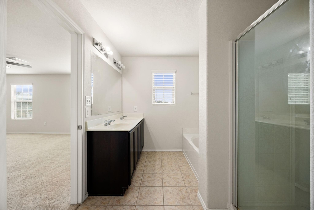 8102 Yaupon View Drive - Photo 18