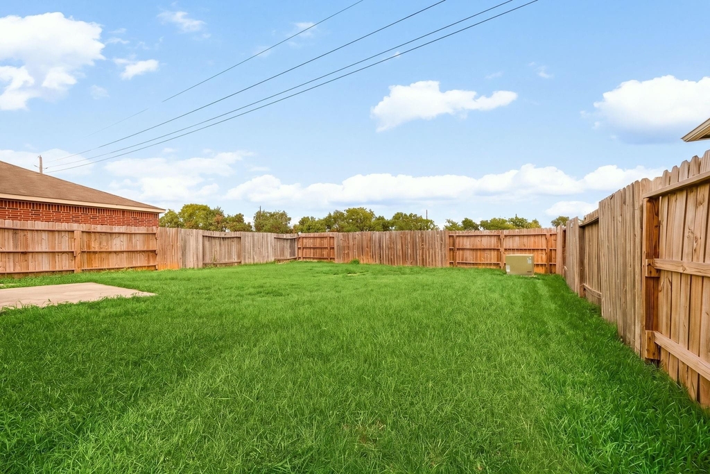 8102 Yaupon View Drive - Photo 36