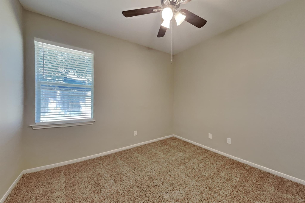 15610 Forest Run Drive - Photo 10