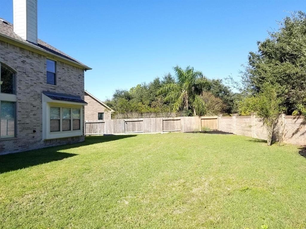 25406 Archdale Court - Photo 37