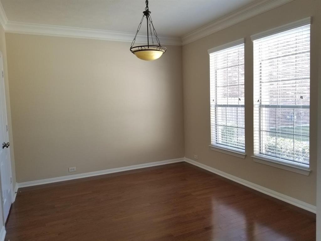 25406 Archdale Court - Photo 19