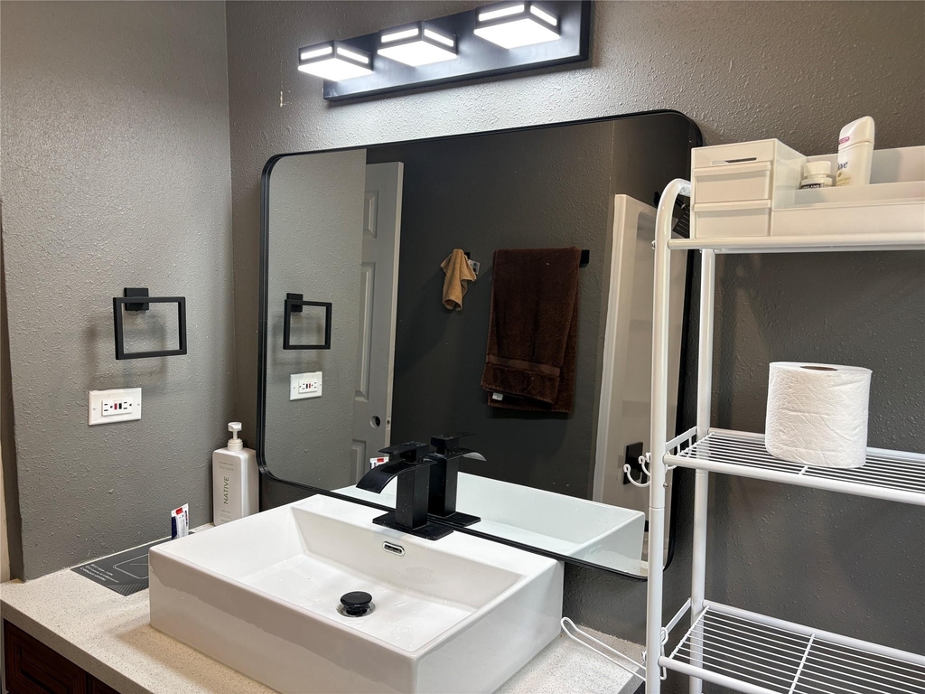 7122 Sharpcrest Street - Photo 17
