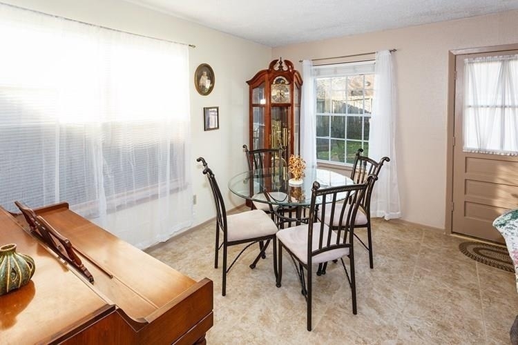 5910 Country Place - Photo 5