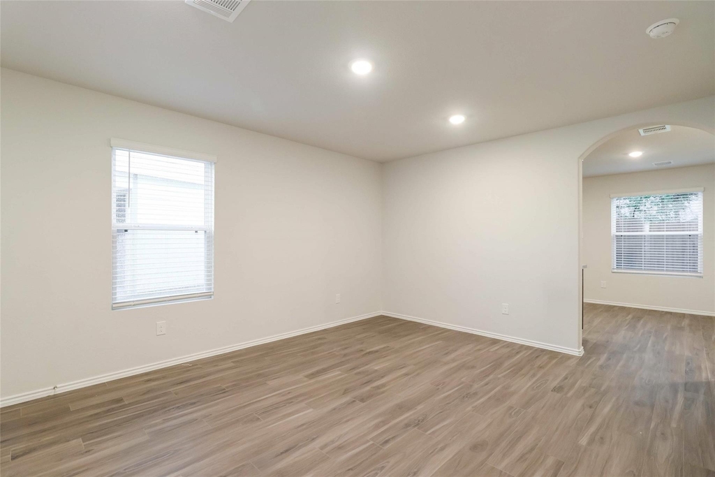 2417 Flathead Drive - Photo 4