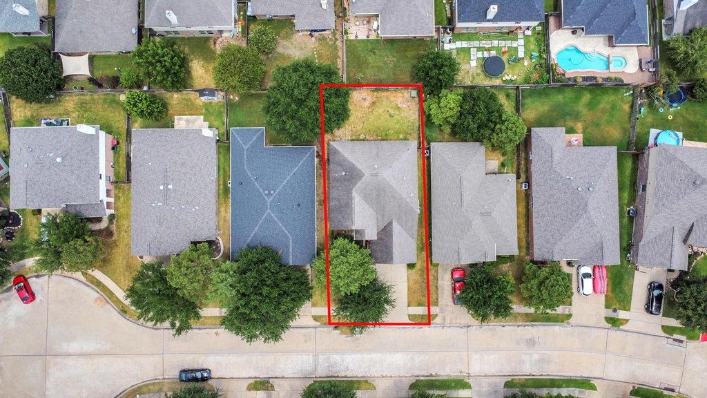 1914 Lenora Court - Photo 0
