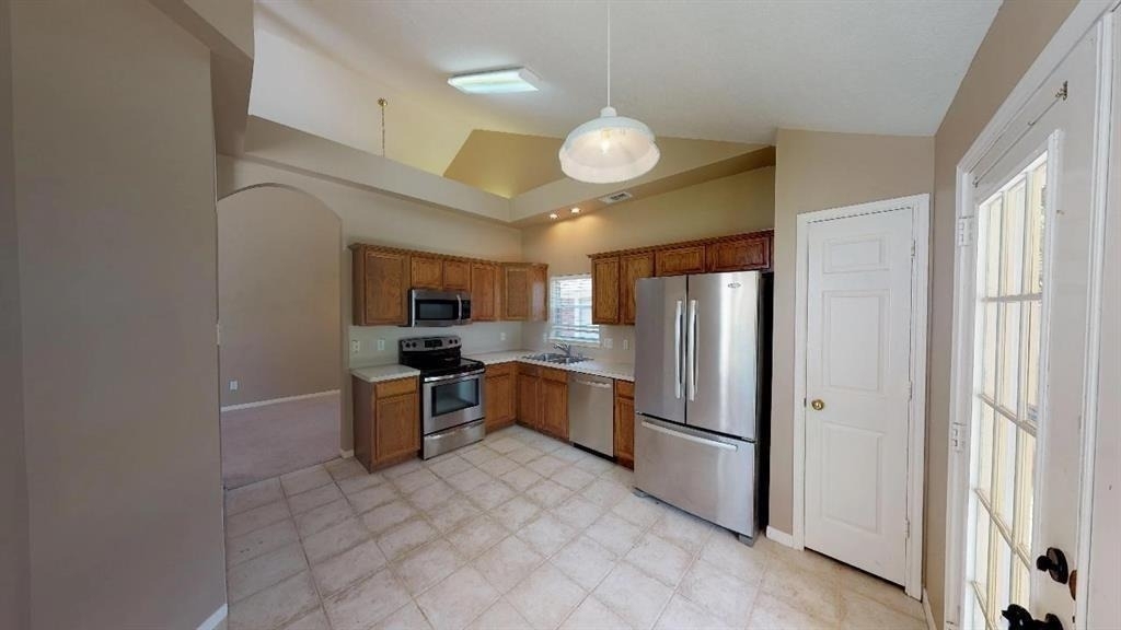 1410 Chesterpoint Drive - Photo 2