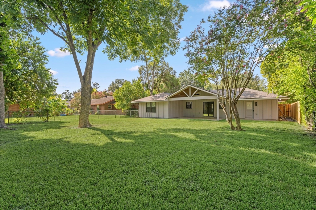 9606 Pine Lake Drive - Photo 27