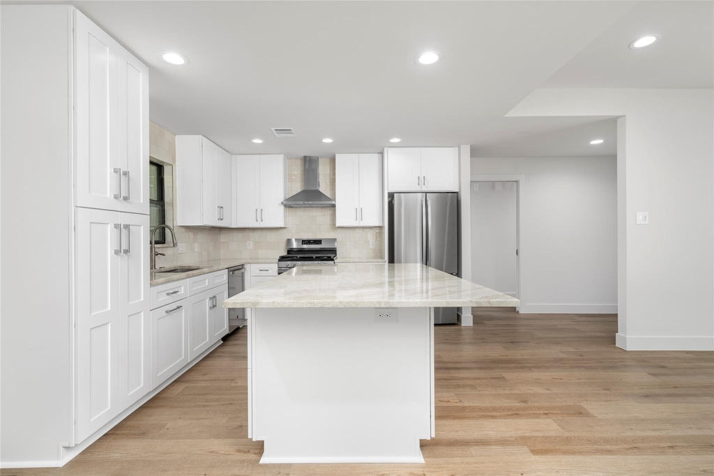 9606 Pine Lake Drive - Photo 11