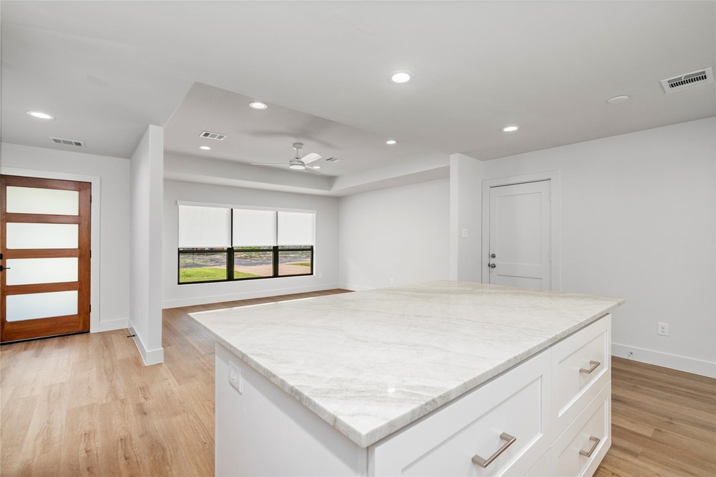 9606 Pine Lake Drive - Photo 13