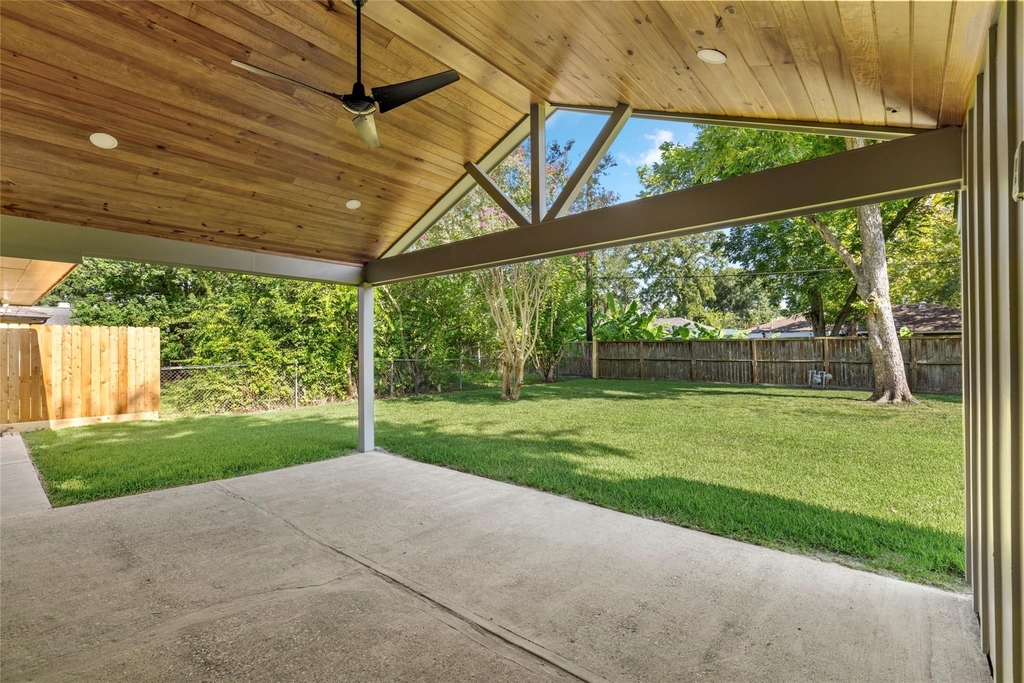 9606 Pine Lake Drive - Photo 34