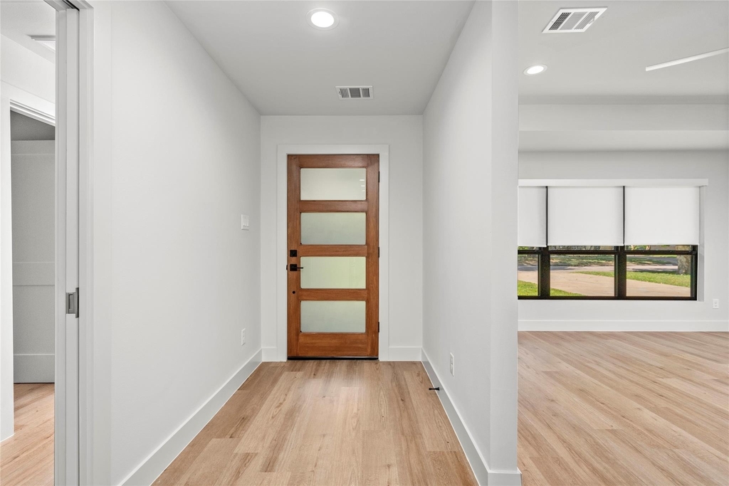 9606 Pine Lake Drive - Photo 4