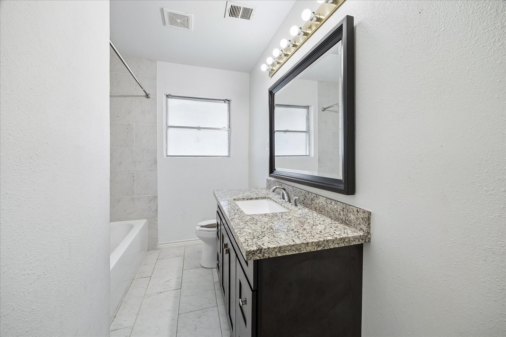 4901 Valerie Street - Photo 10