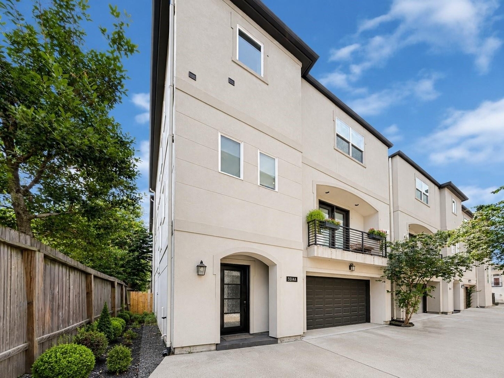 5514 Petty Street - Photo 2