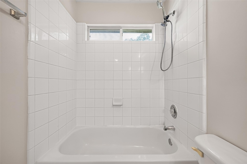 16618 Pademelon Drive - Photo 39