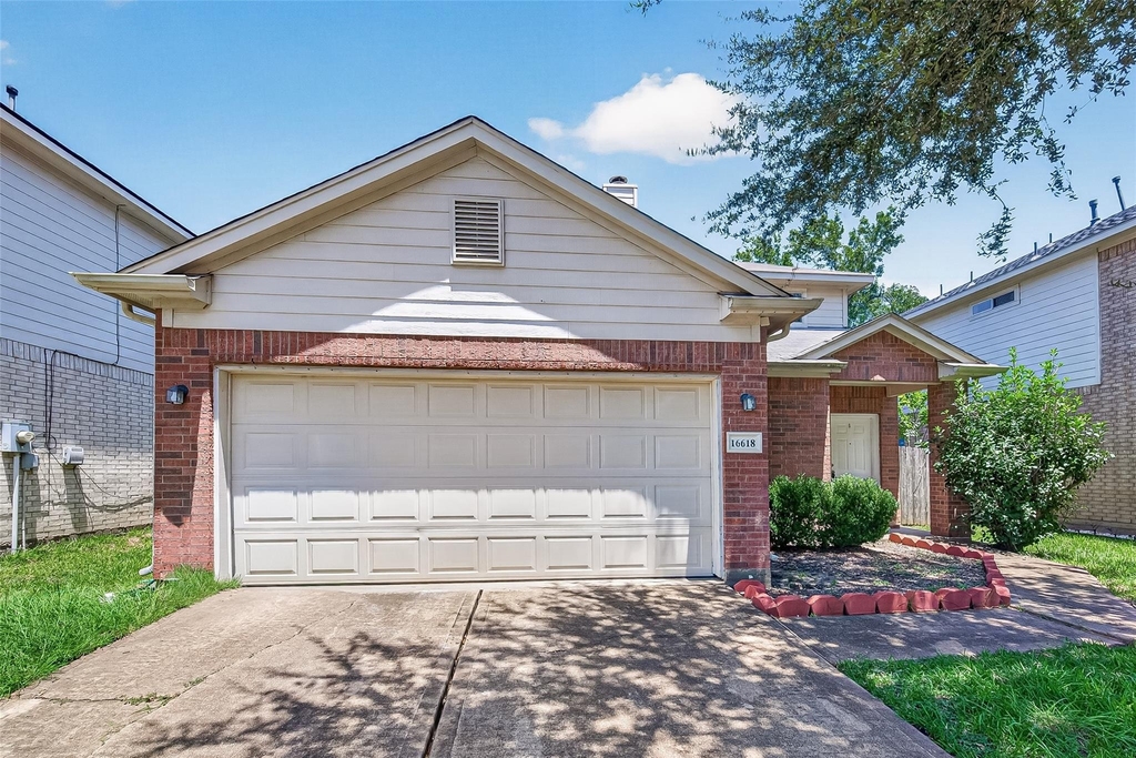 16618 Pademelon Drive - Photo 2