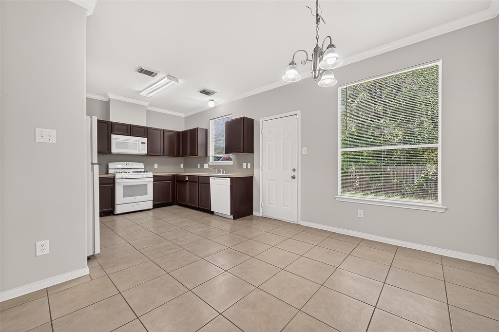 16618 Pademelon Drive - Photo 13