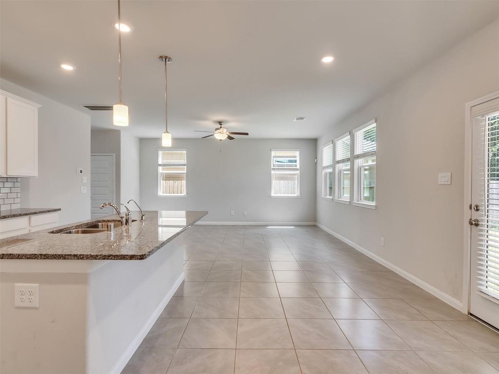 7087 Silverleaf Oak Street - Photo 10