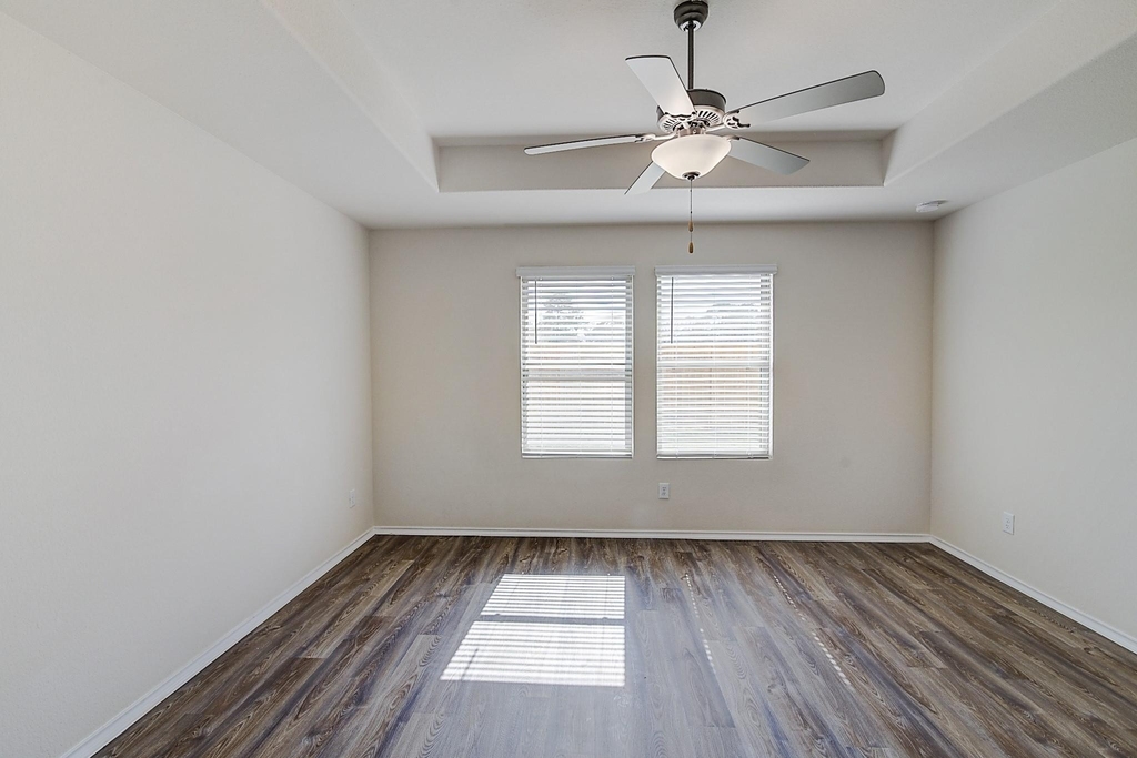 14701 Homeward Court - Photo 5