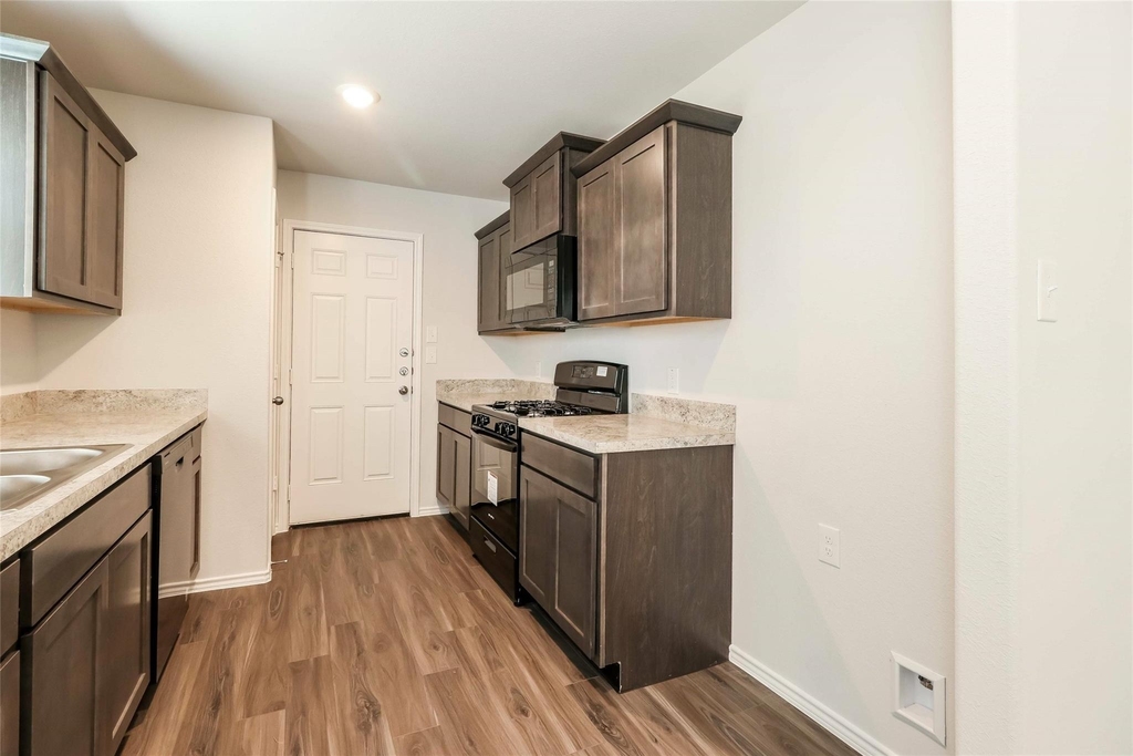 2432 Carp Drive - Photo 6