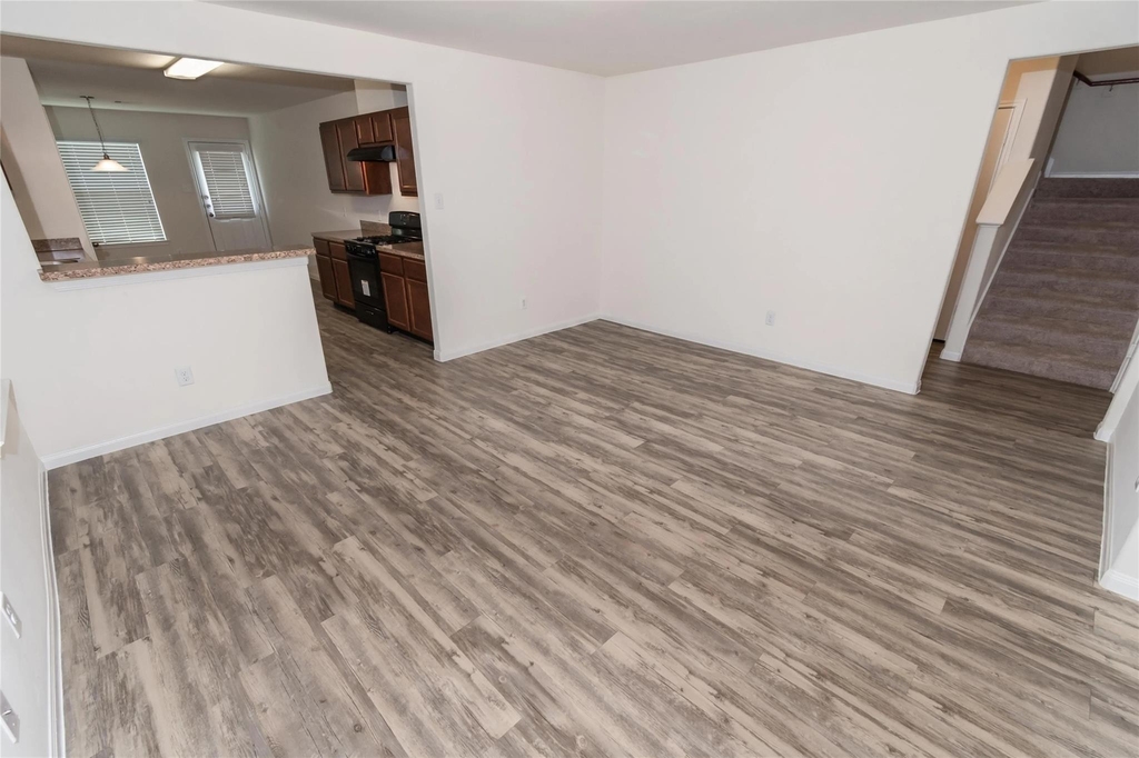 2822 Junction Drive - Photo 1