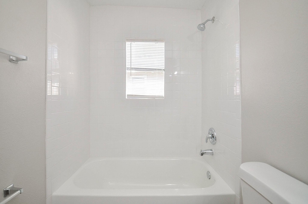 6010 Collingsworth - Photo 17