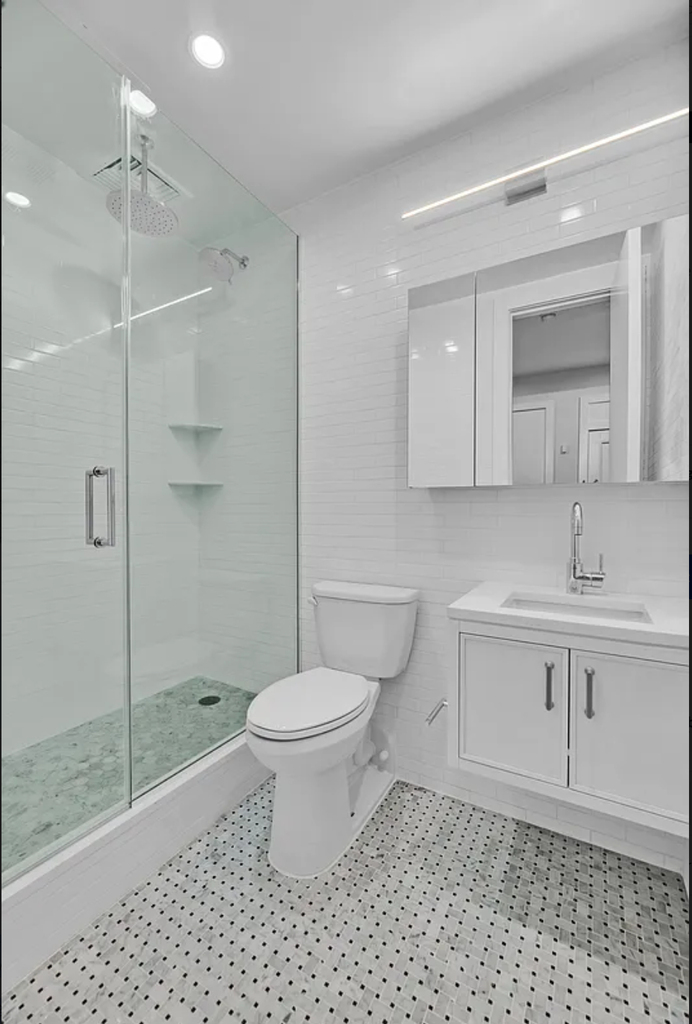 East 27th Street and Park Avenue - Photo 1