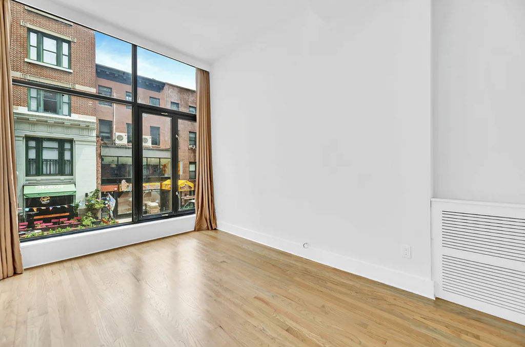 East 27th Street and Park Avenue - Photo 0