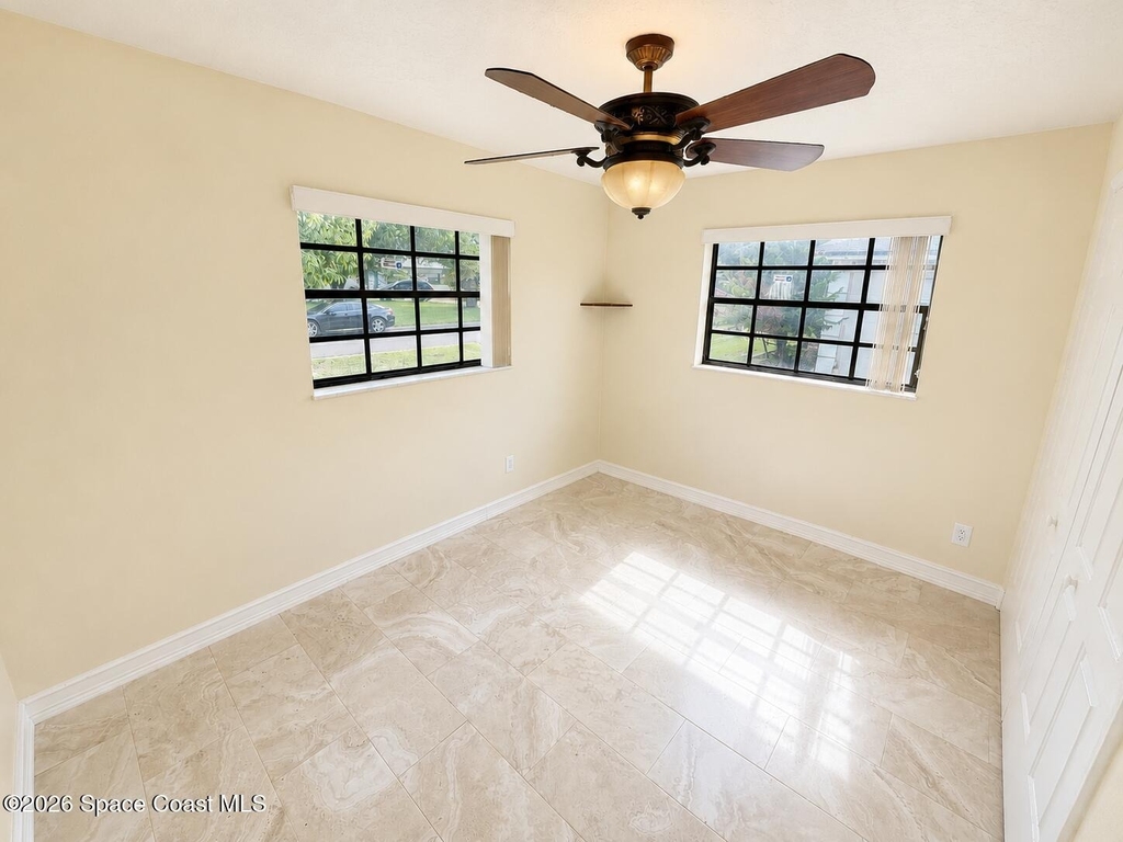 974 Golf Street - Photo 4