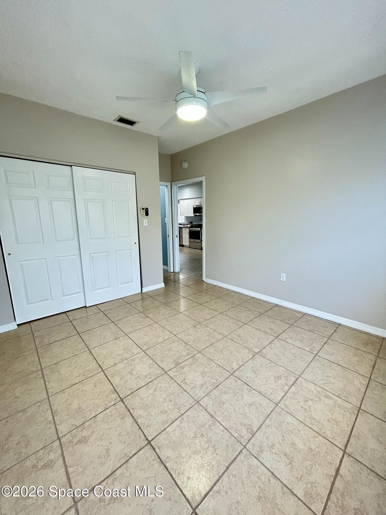 507 Jefferson Avenue - Photo 2