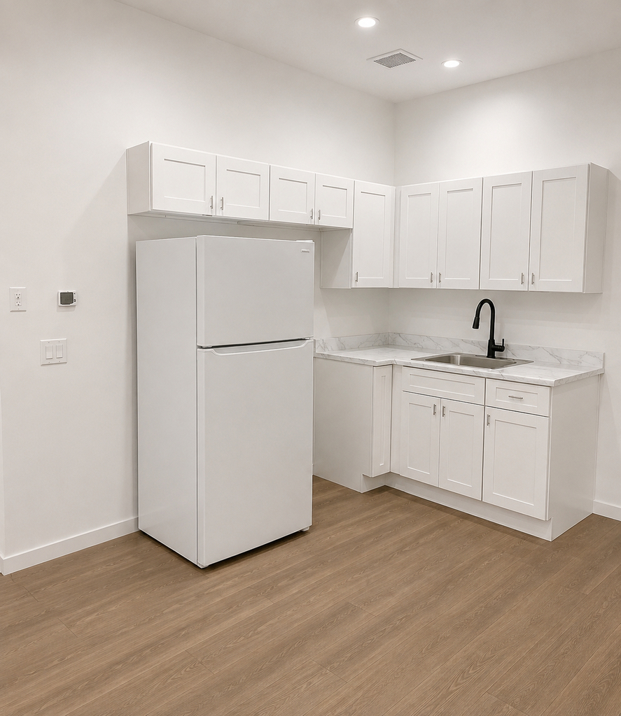 794 Mc Donald Avenue - Photo 2