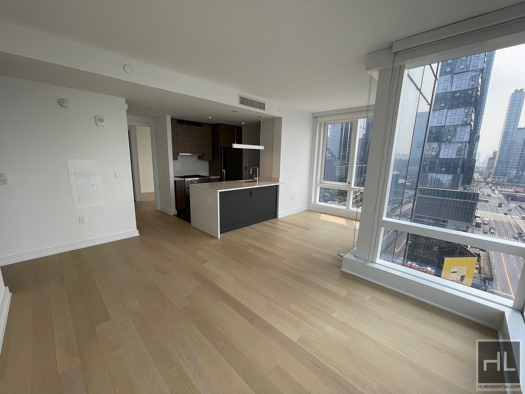 W 38th Street - Photo 1
