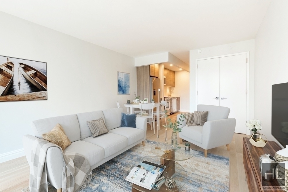 West 48 Street - Photo 1