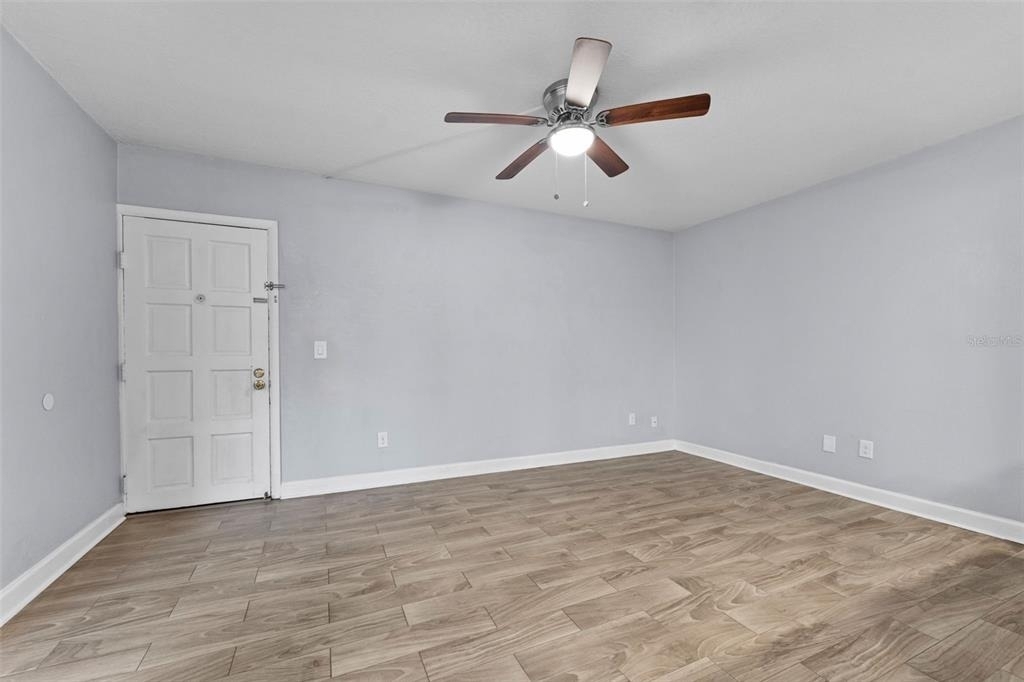 4611 W North B Street - Photo 2