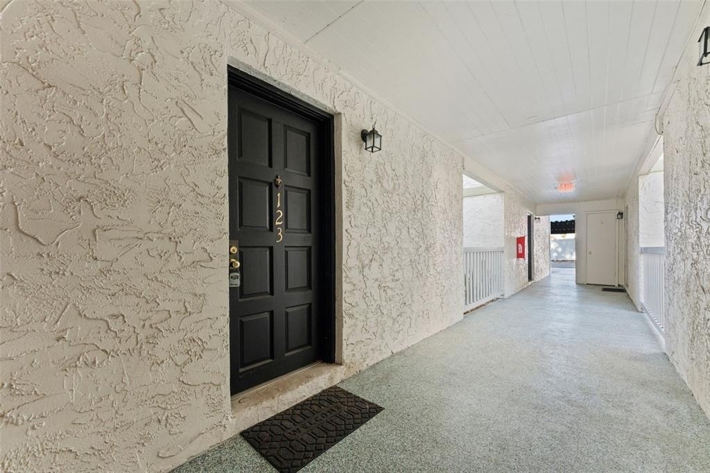 4611 W North B Street - Photo 0