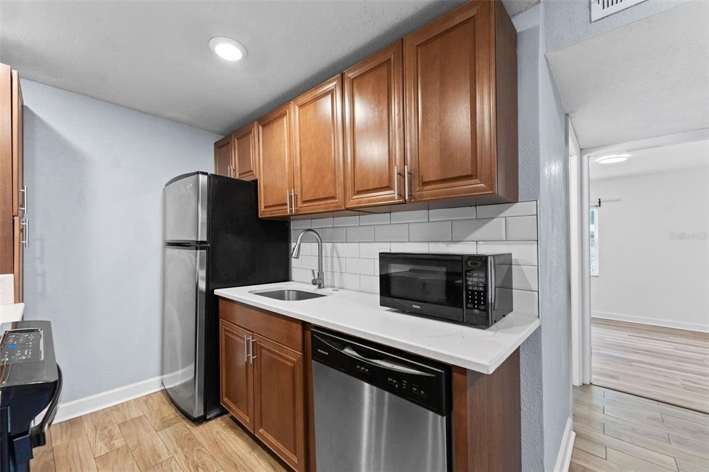 4611 W North B Street - Photo 7