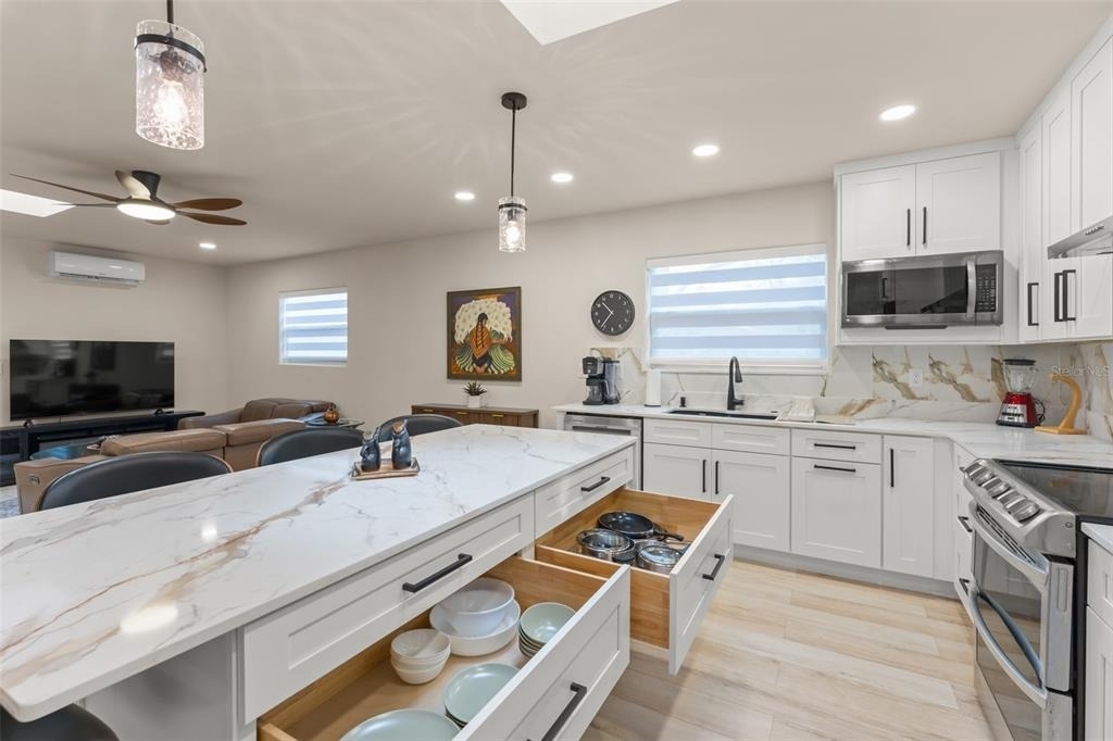 5028 Autumn Ridge Lane - Photo 8