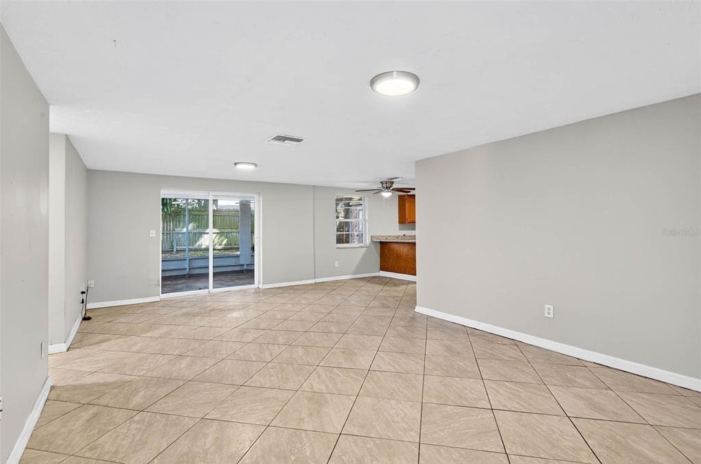 4752 Daphne Street - Photo 3