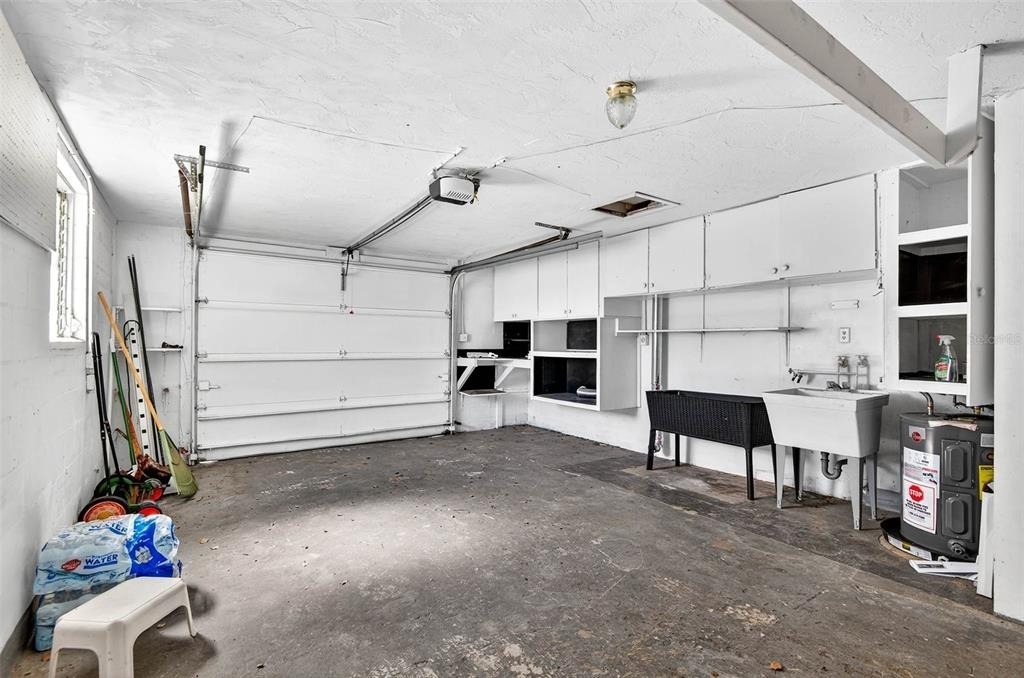4752 Daphne Street - Photo 10