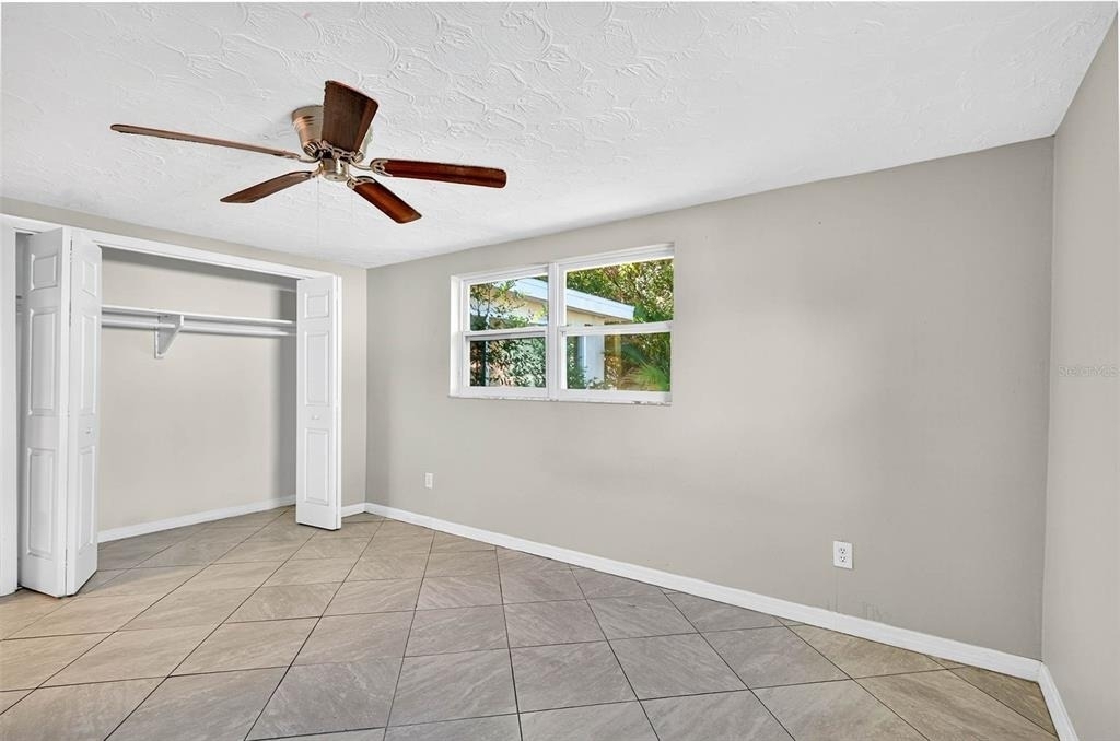 4752 Daphne Street - Photo 8